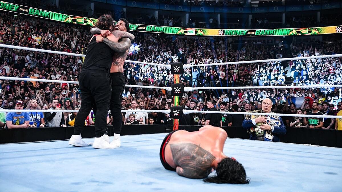 Jey Uso Pins Roman